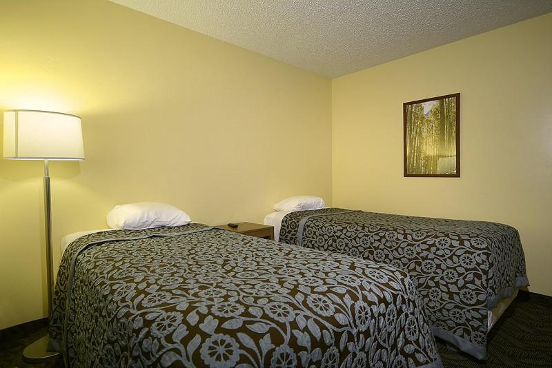Days Inn By Wyndham Carbondale Rom bilde