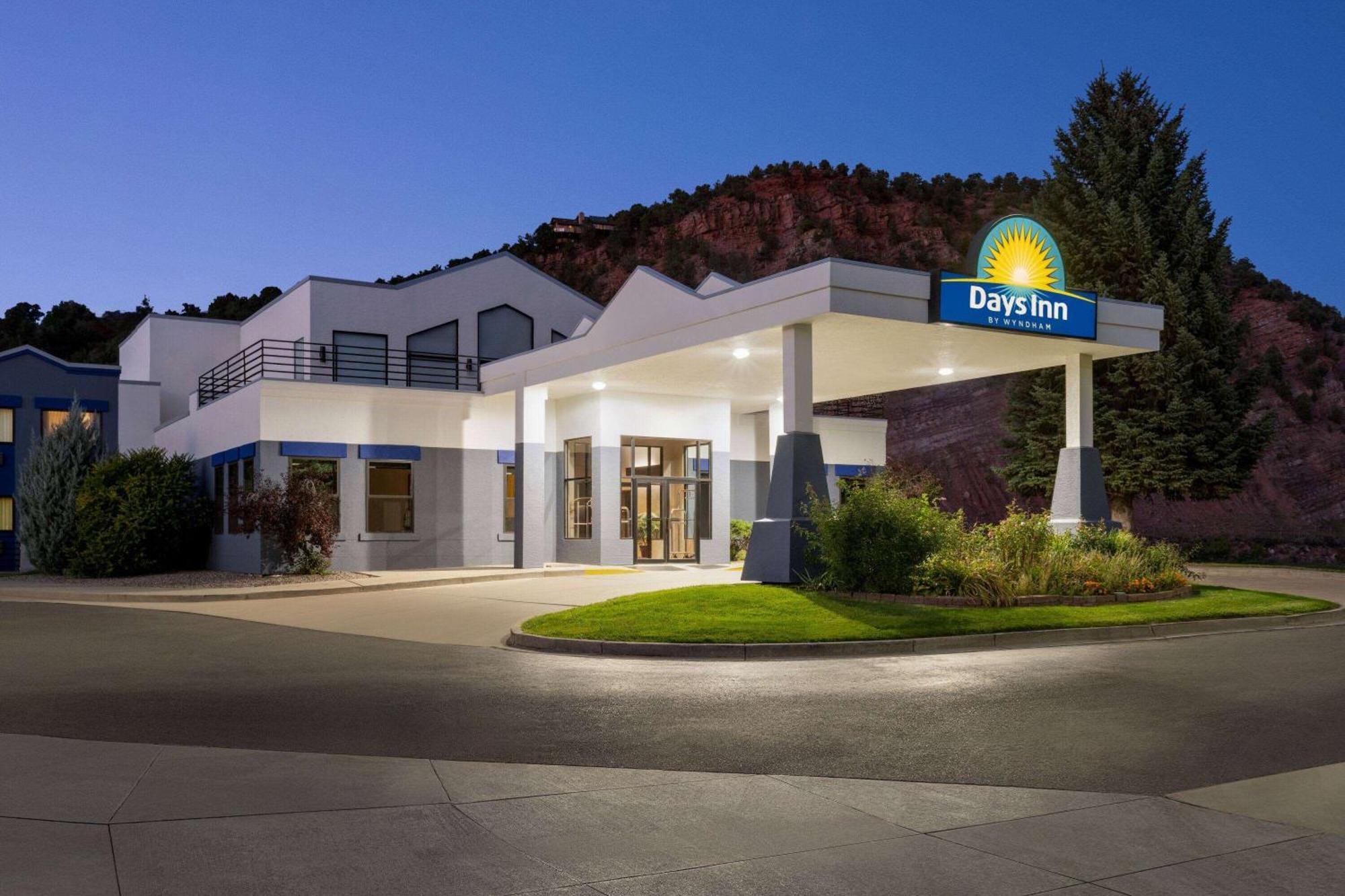 Days Inn By Wyndham Carbondale Eksteriør bilde